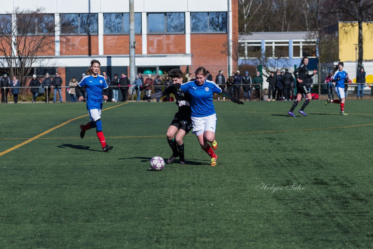 Bild 350 - B-Juniorinnen Halbfinale SVHU - Holstein Kiel : Ergebnis: 3:0